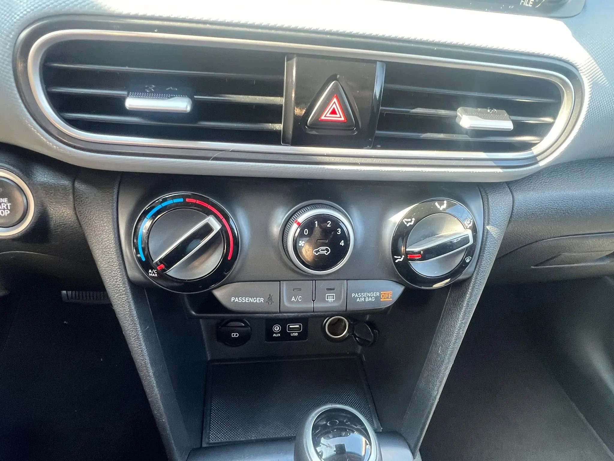 Used 2021 Hyundai Kona SEL w/ Cargo Package image 24