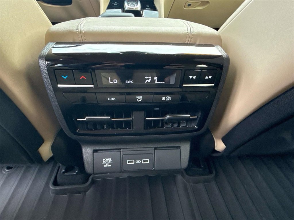 Used 2023 Acura MDX FWD w/ Technology Package image 18