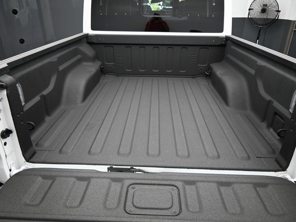 Used 2024 Jeep Gladiator Sport w/ Premium Package image 43