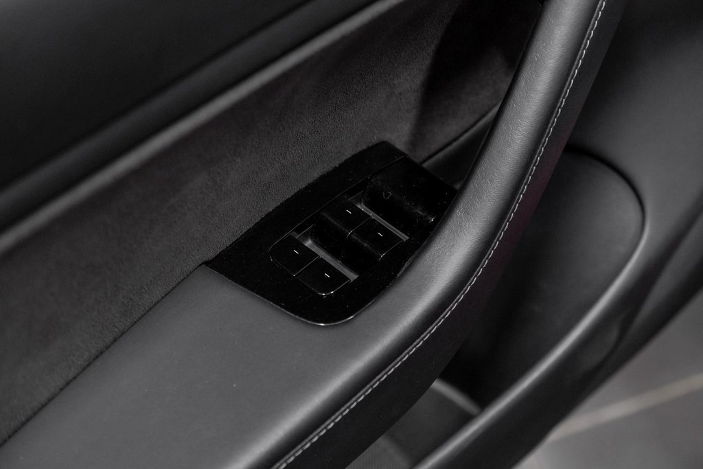 Used 2018 Tesla Model 3 Long Range image 48