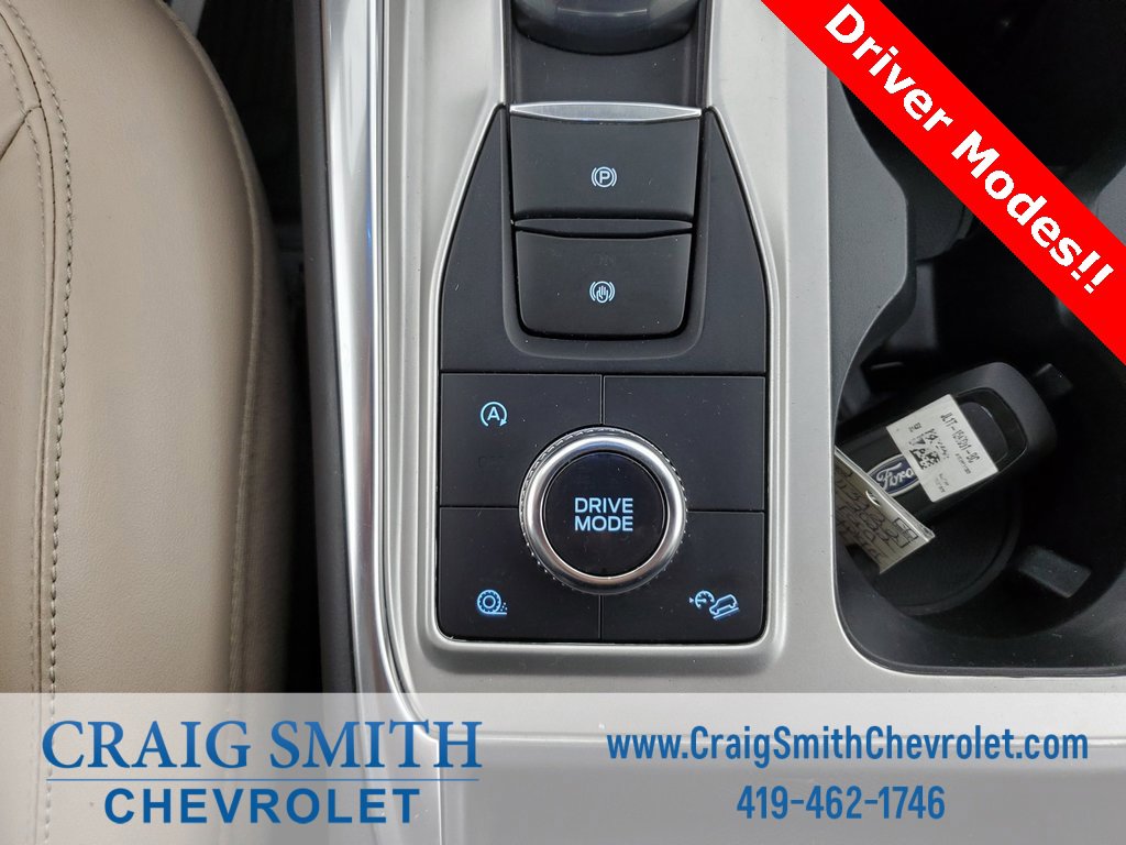 Used 2022 Ford Explorer XLT w/ Equipment Group 202A image 9