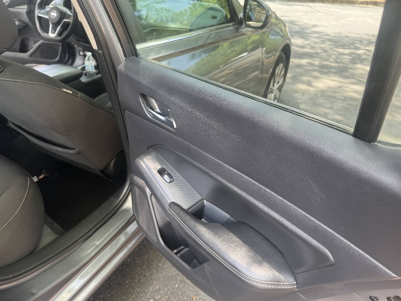 Used 2020 Nissan Altima 2.5 S FWD image 25