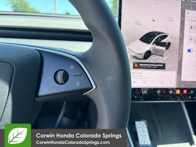 Used 2026 Tesla Model Y AWD image 25
