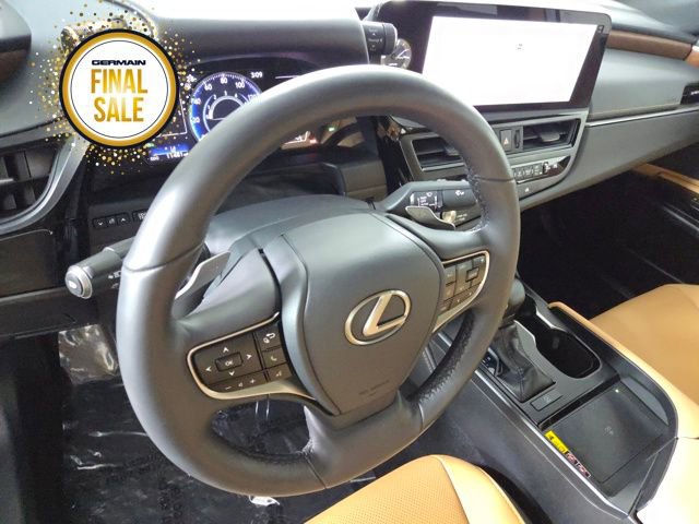 Certified 2024 Lexus ES 250 w/ Premium Package image 14