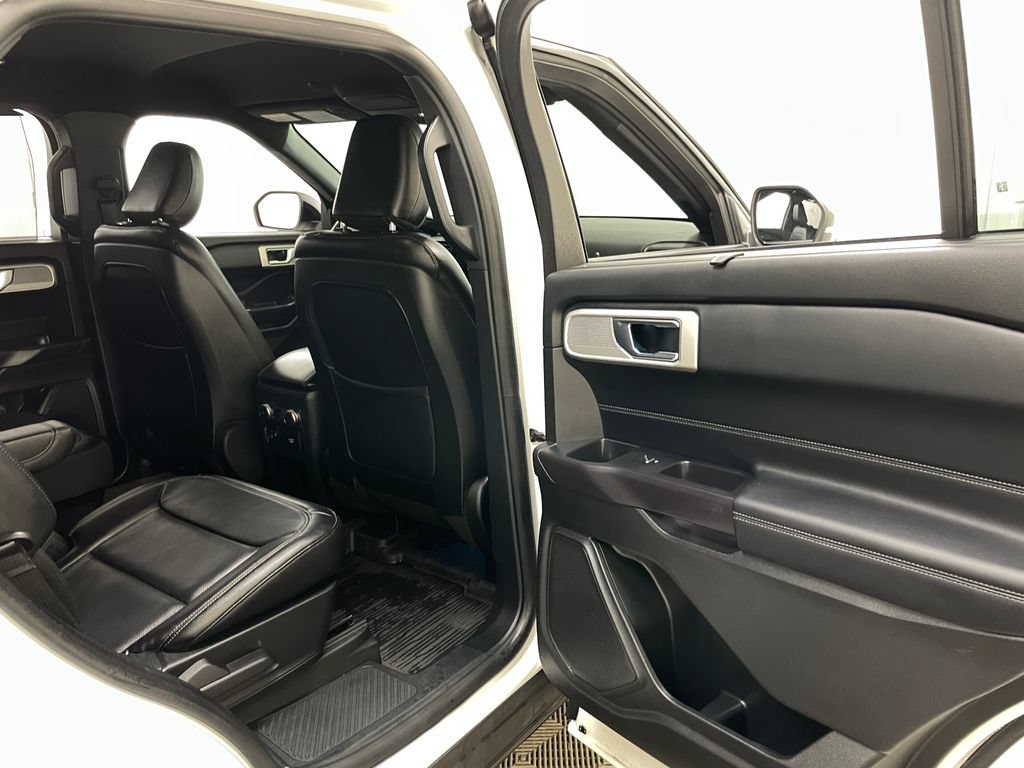 Used 2020 Ford Explorer Limited w/ Class III Trailer Tow Package AWD/4WD image 46