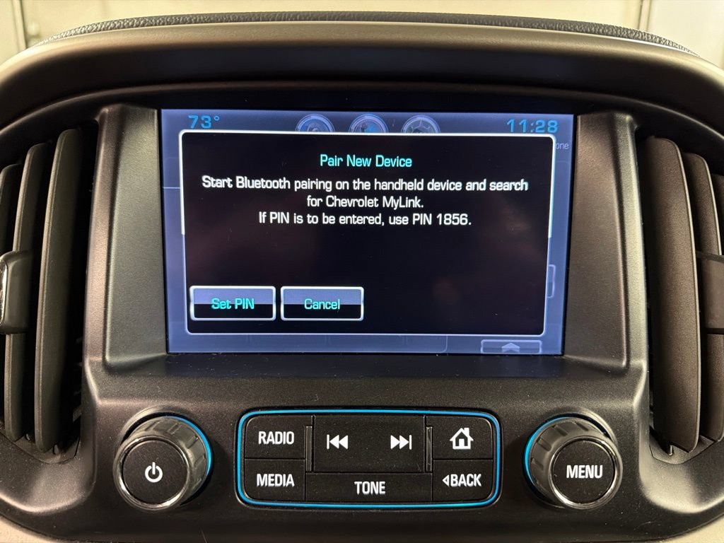 Used 2015 Chevrolet Colorado Z71 AWD/4WD image 10