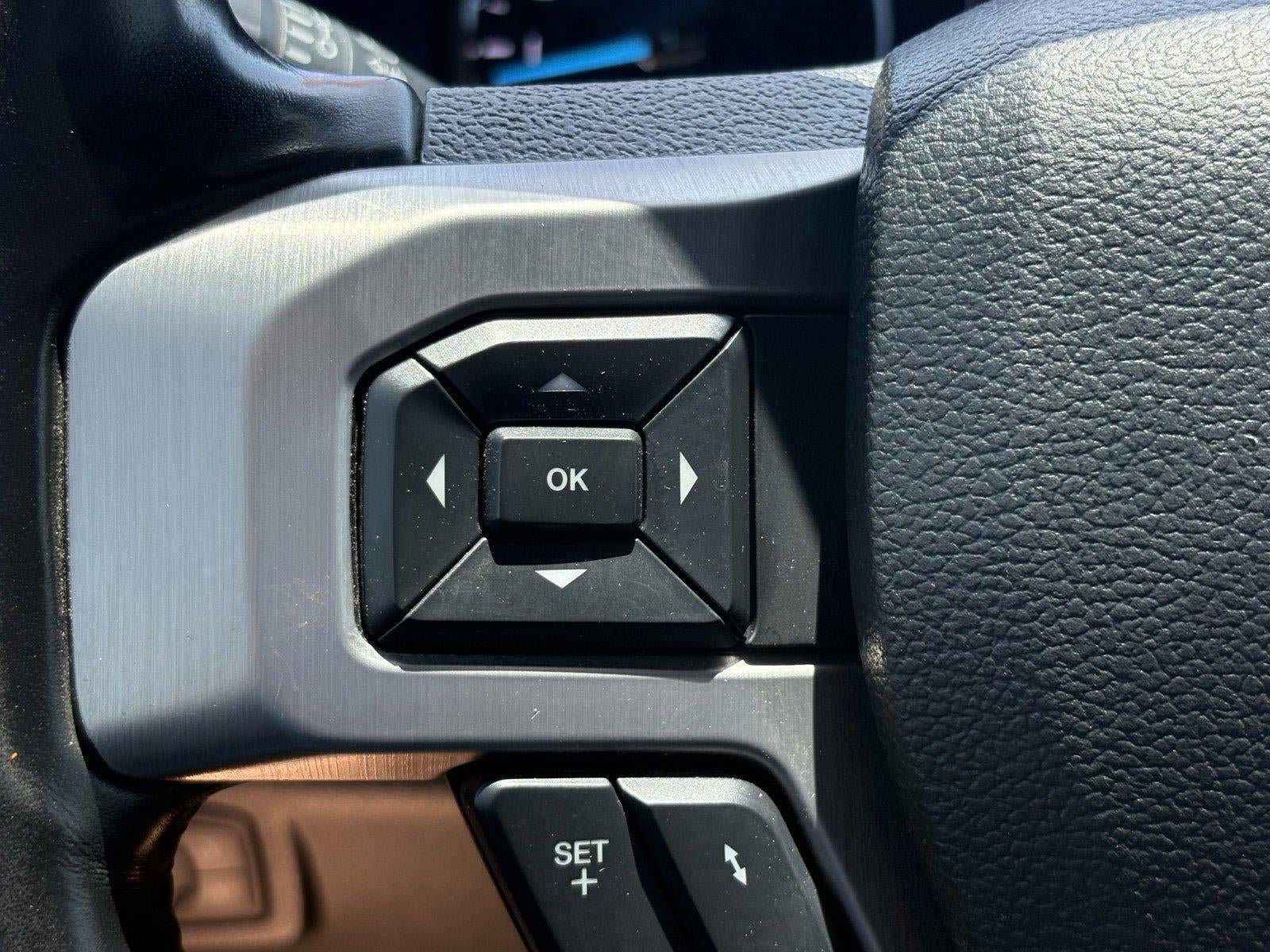 Used 2019 Ford F250 Platinum w/ Platinum Ultimate Package AWD/4WD image 27