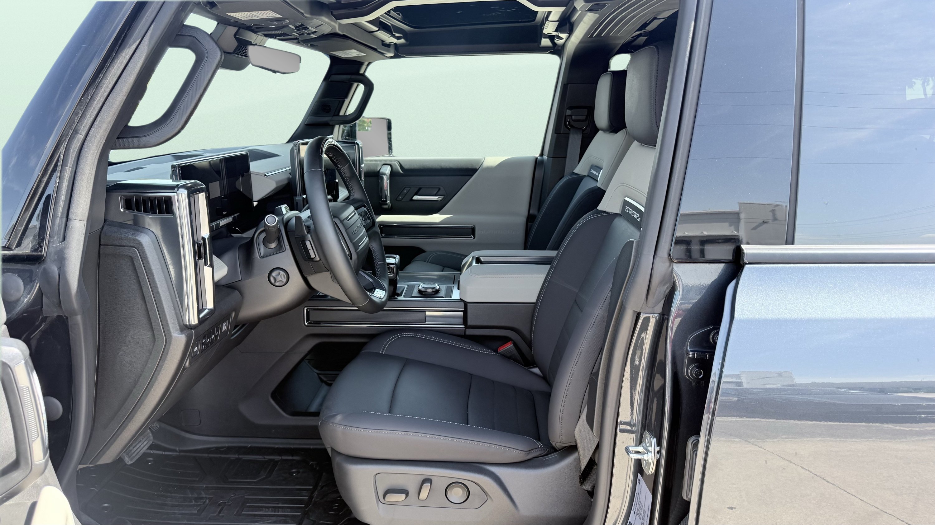 Used 2026 GMC Hummer EV SUV AWD/4WD image 22