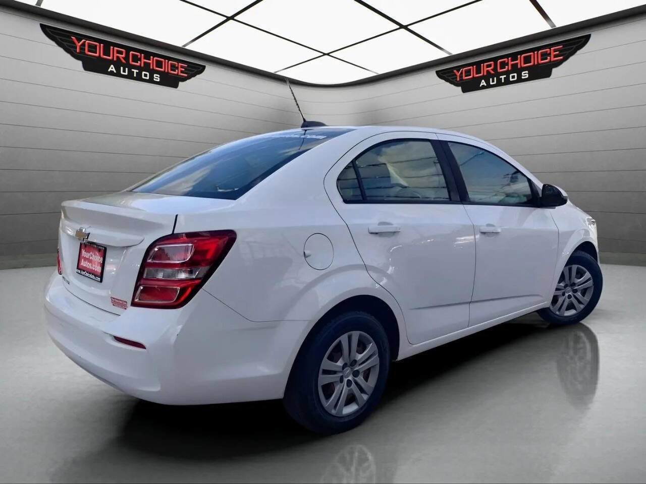 Used 2018 Chevrolet Sonic LS FWD image 5