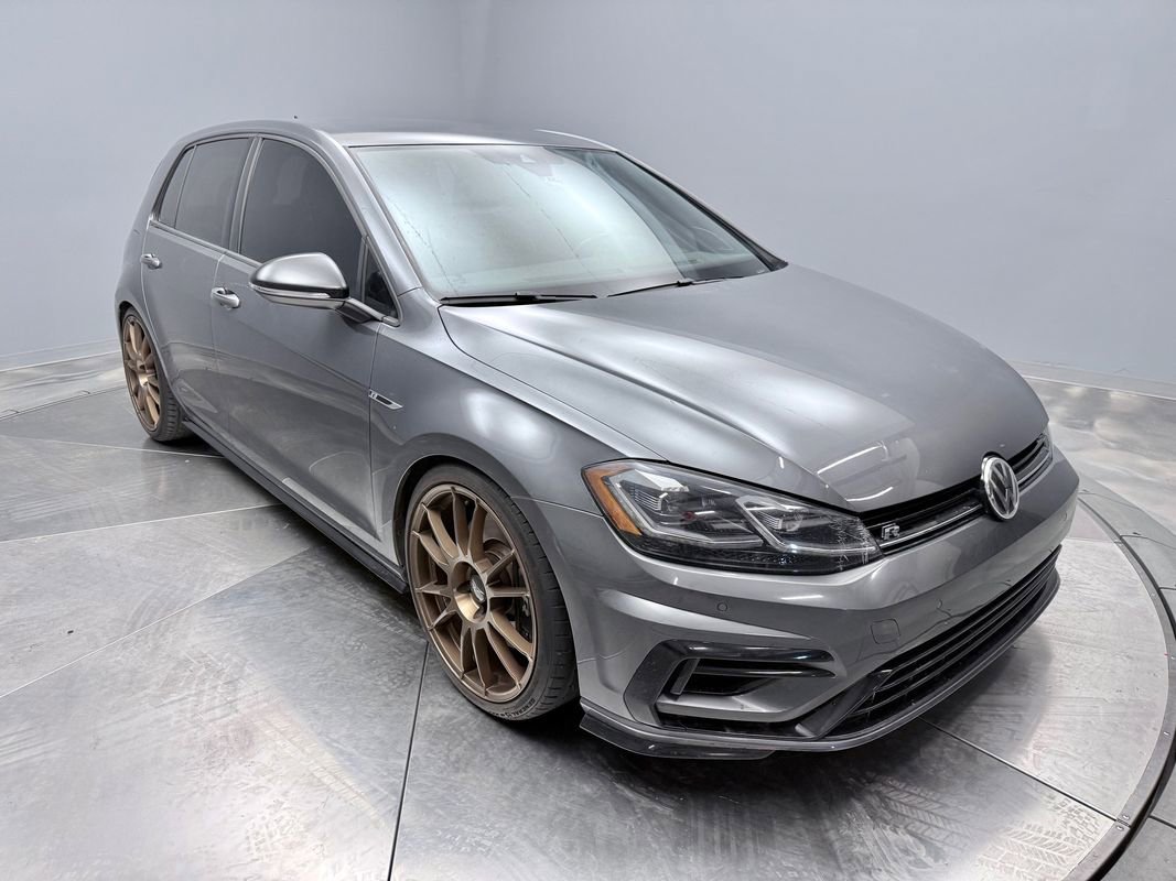 Used 2018 Volkswagen Golf R 4-Door image 3