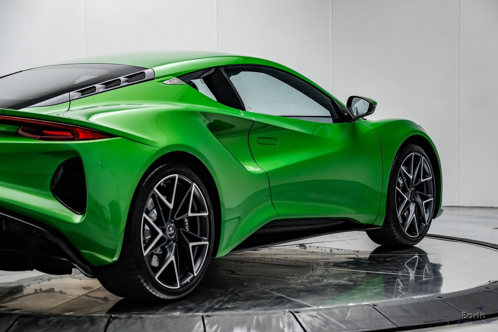 New 2026 Lotus Emira SE RWD image 24