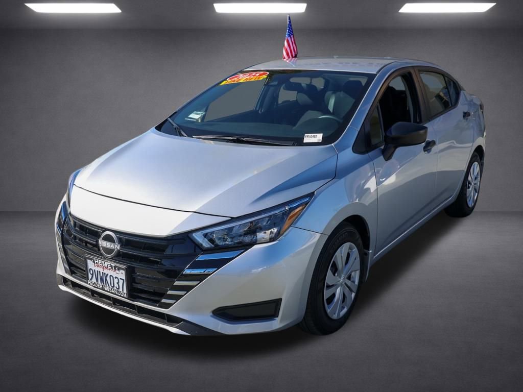 Used 2025 Nissan Versa S w/ Trunk Package image 8
