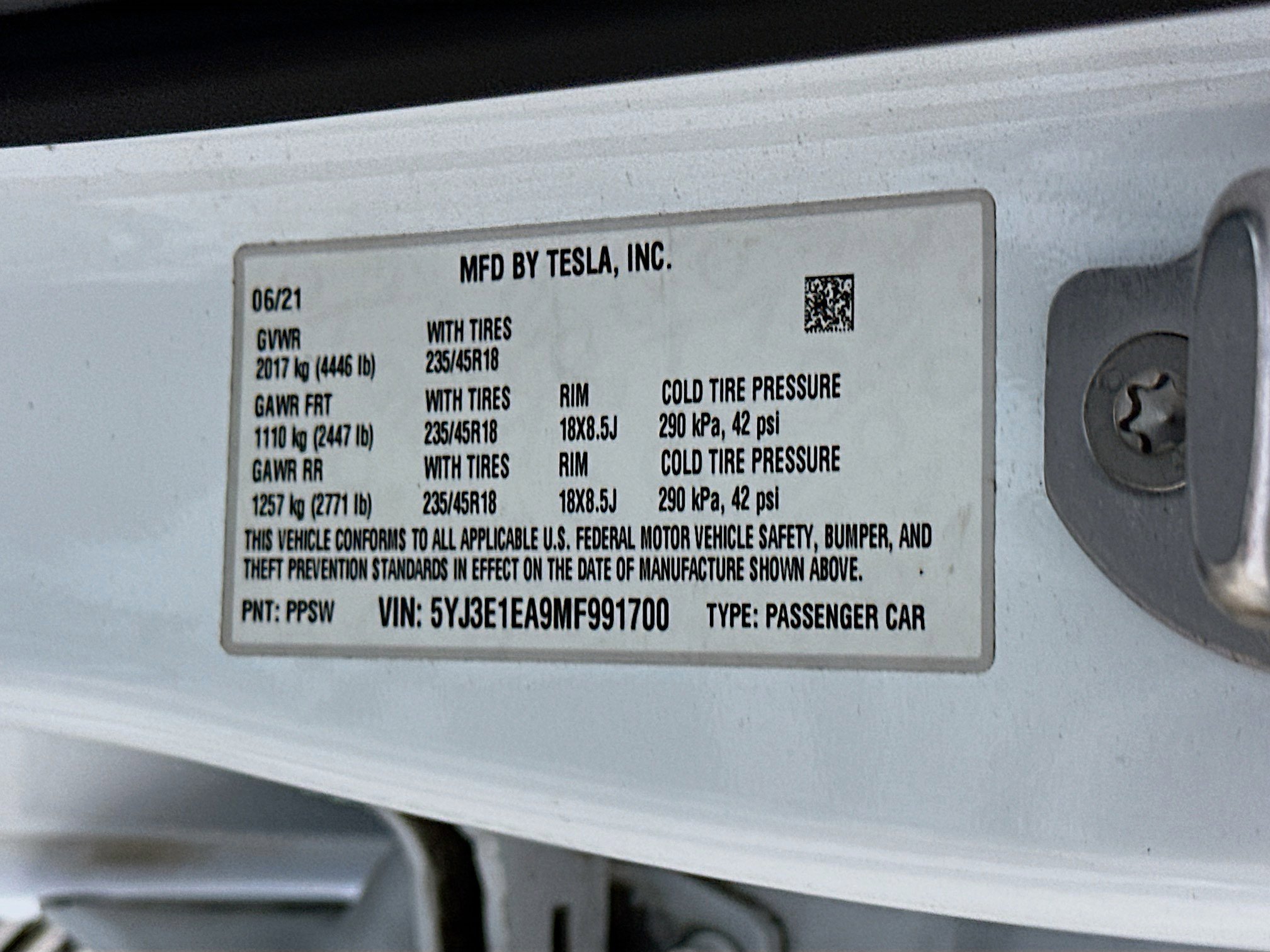 Used 2021 Tesla Model 3 Standard Range Plus RWD image 12