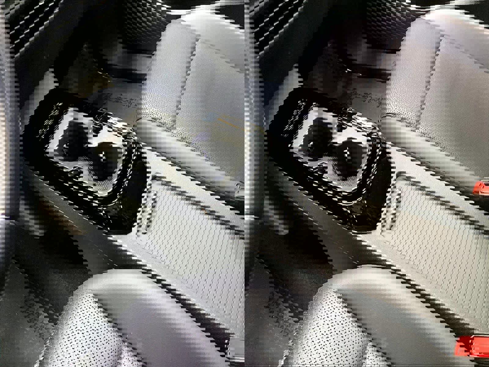 Used 2022 Volkswagen ID.4 Pro S w/ Gradient Package image 20