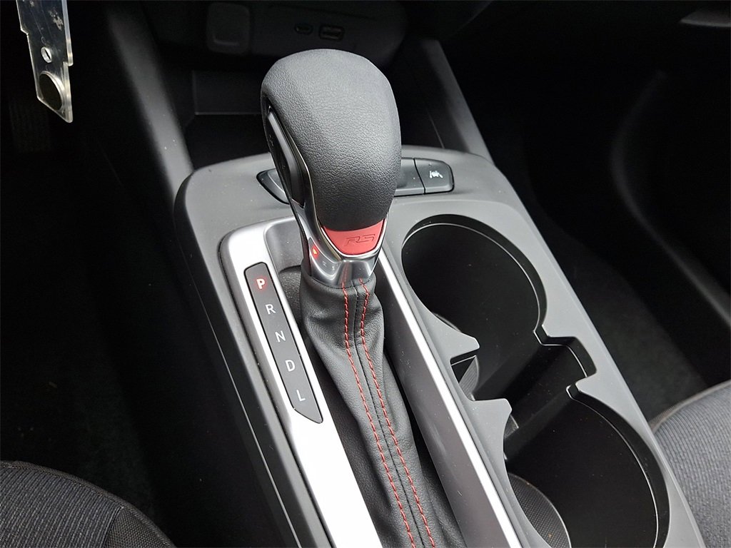 Used 2024 Chevrolet Trax RS w/ Sunroof Package image 16