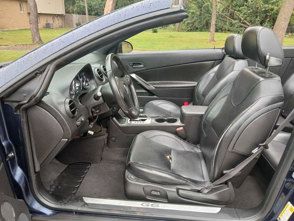 Used 2008 Pontiac G6 GT w/ Premium Package FWD image 13