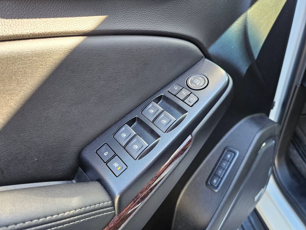 Used 2019 GMC Yukon XL SLT AWD/4WD image 31