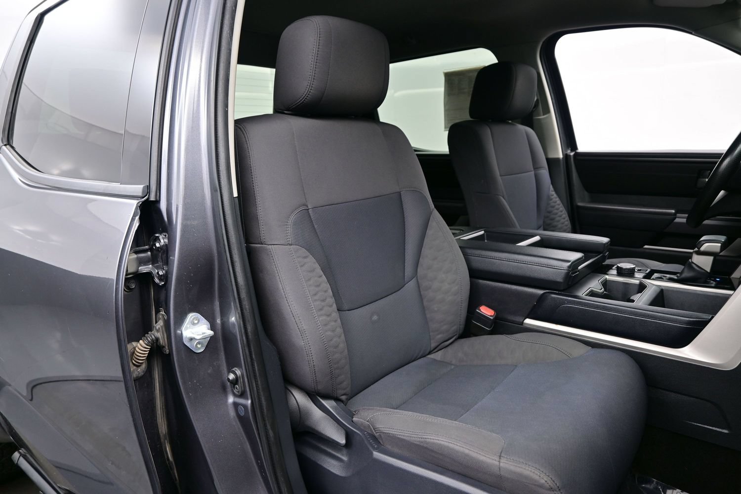Used 2023 Toyota Tundra SR5 AWD/4WD image 13