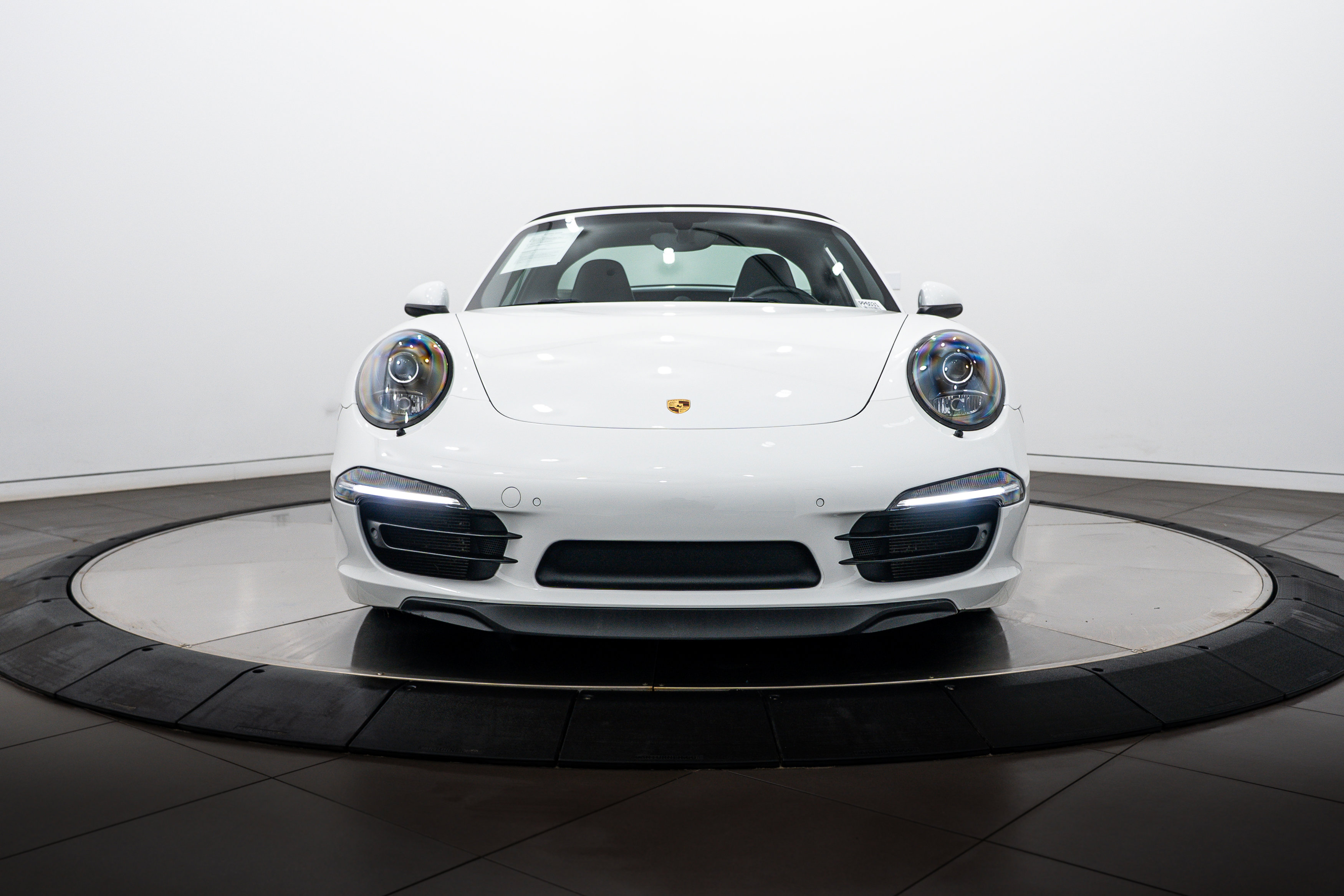 Certified 2014 Porsche 911 Targa 4S image 36