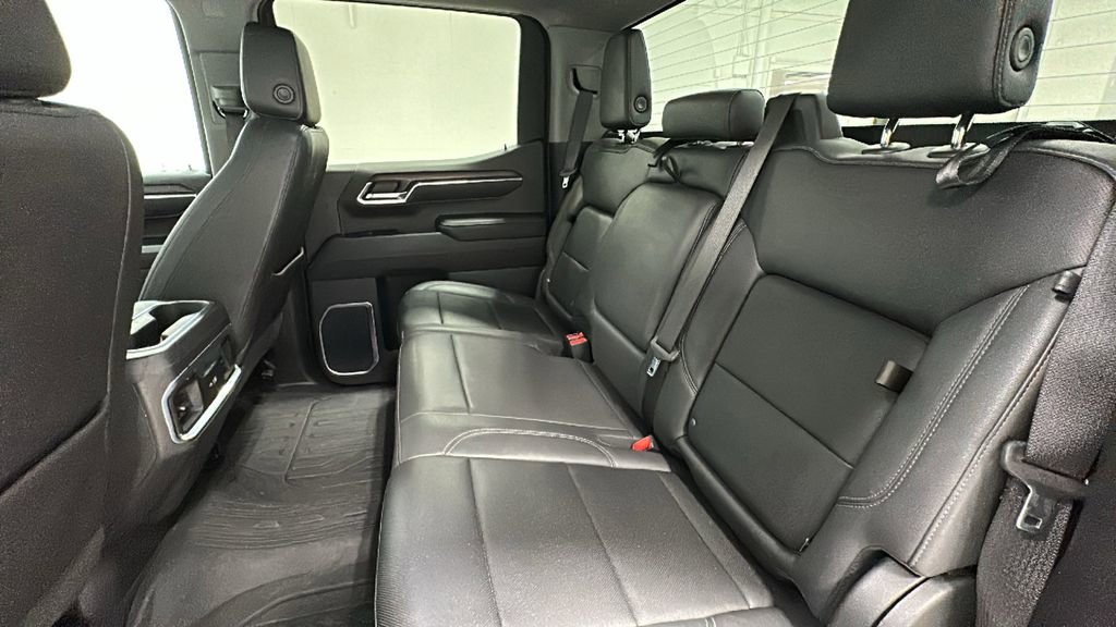 Used 2023 GMC Sierra 1500 SLT w/ SLT Premium Package image 13