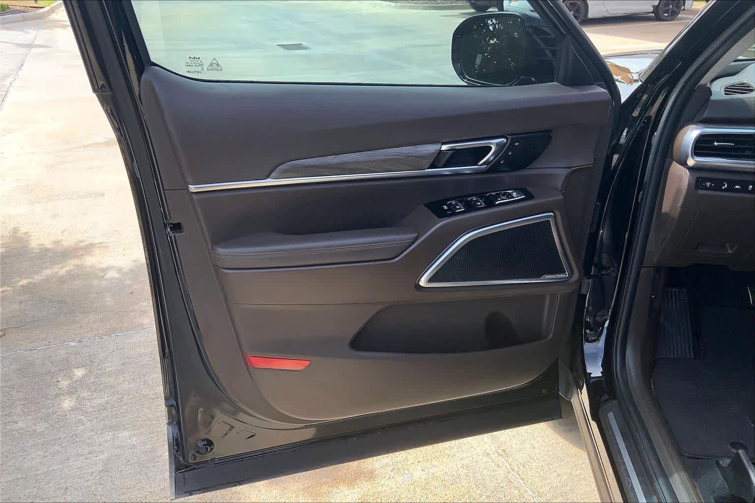 Used 2022 Kia Telluride SX FWD image 22