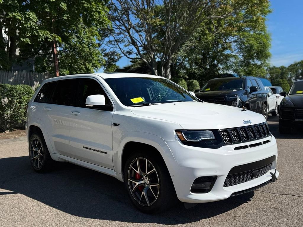 Used 2017 Jeep Grand Cherokee SRT AWD/4WD image 8