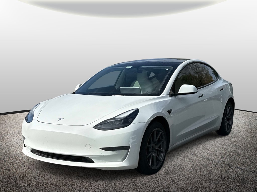 Used 2023 Tesla Model 3 Standard Range RWD image 4