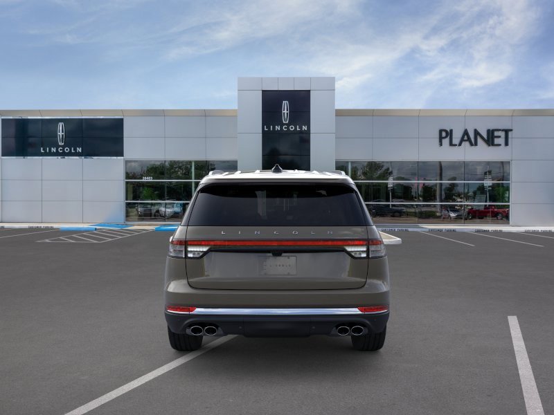 New 2026 Lincoln Aviator 2WD image 5