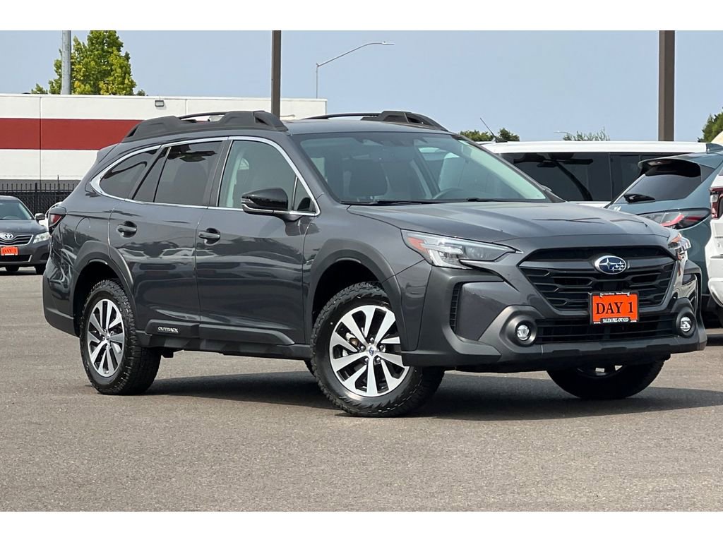 Used 2024 Subaru Outback Premium image 2