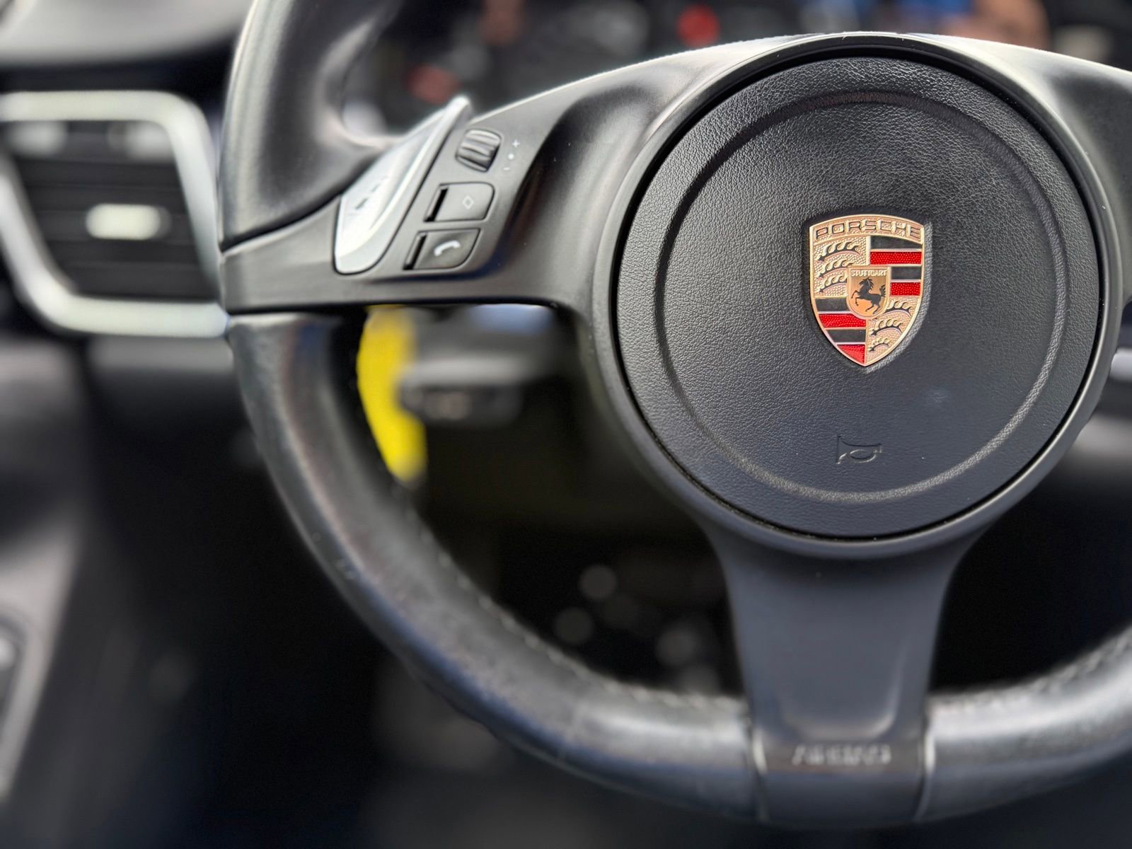 Used 2014 Porsche Panamera RWD image 26