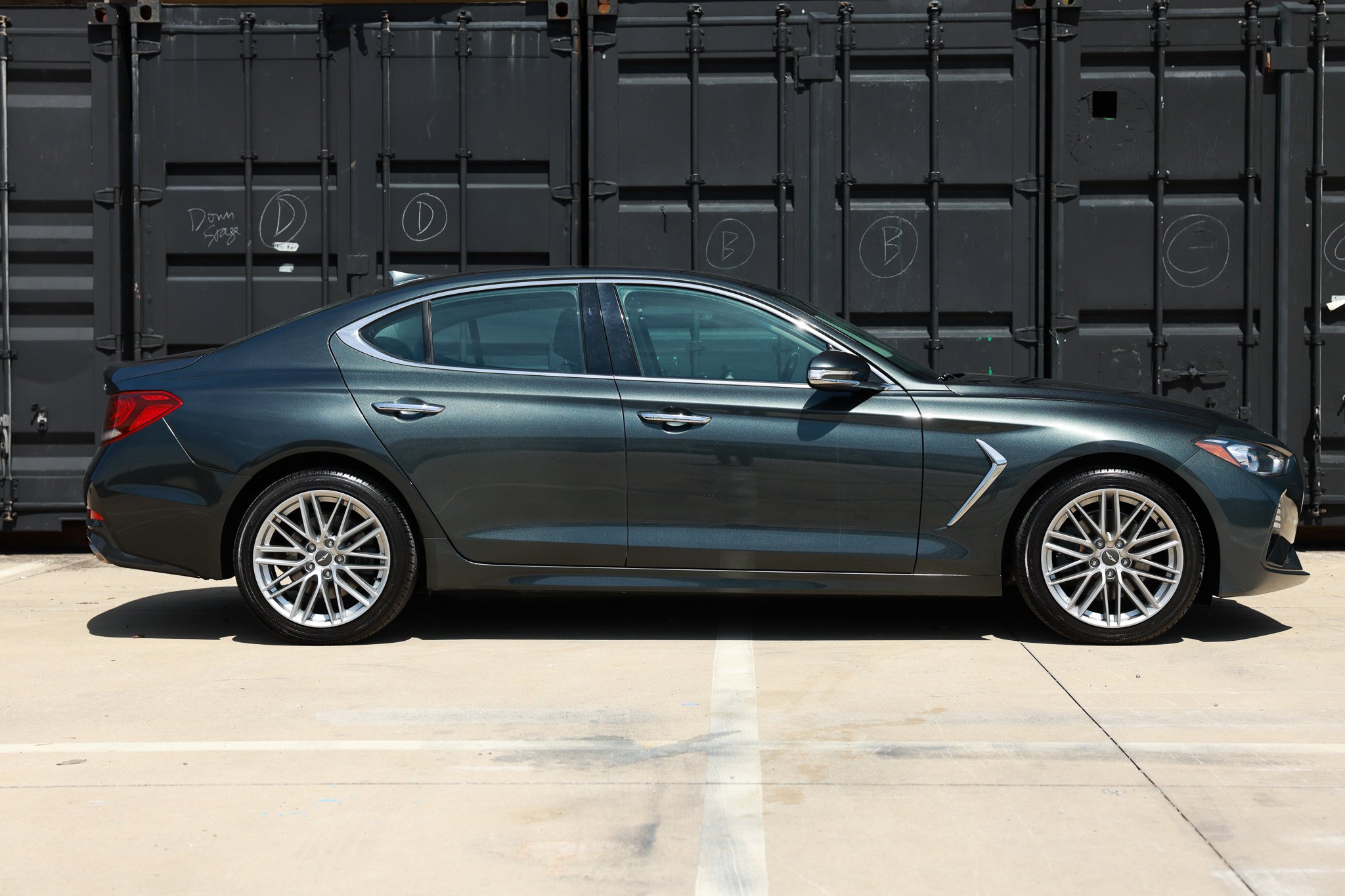 Used 2020 Genesis G70 2.0T RWD image 17