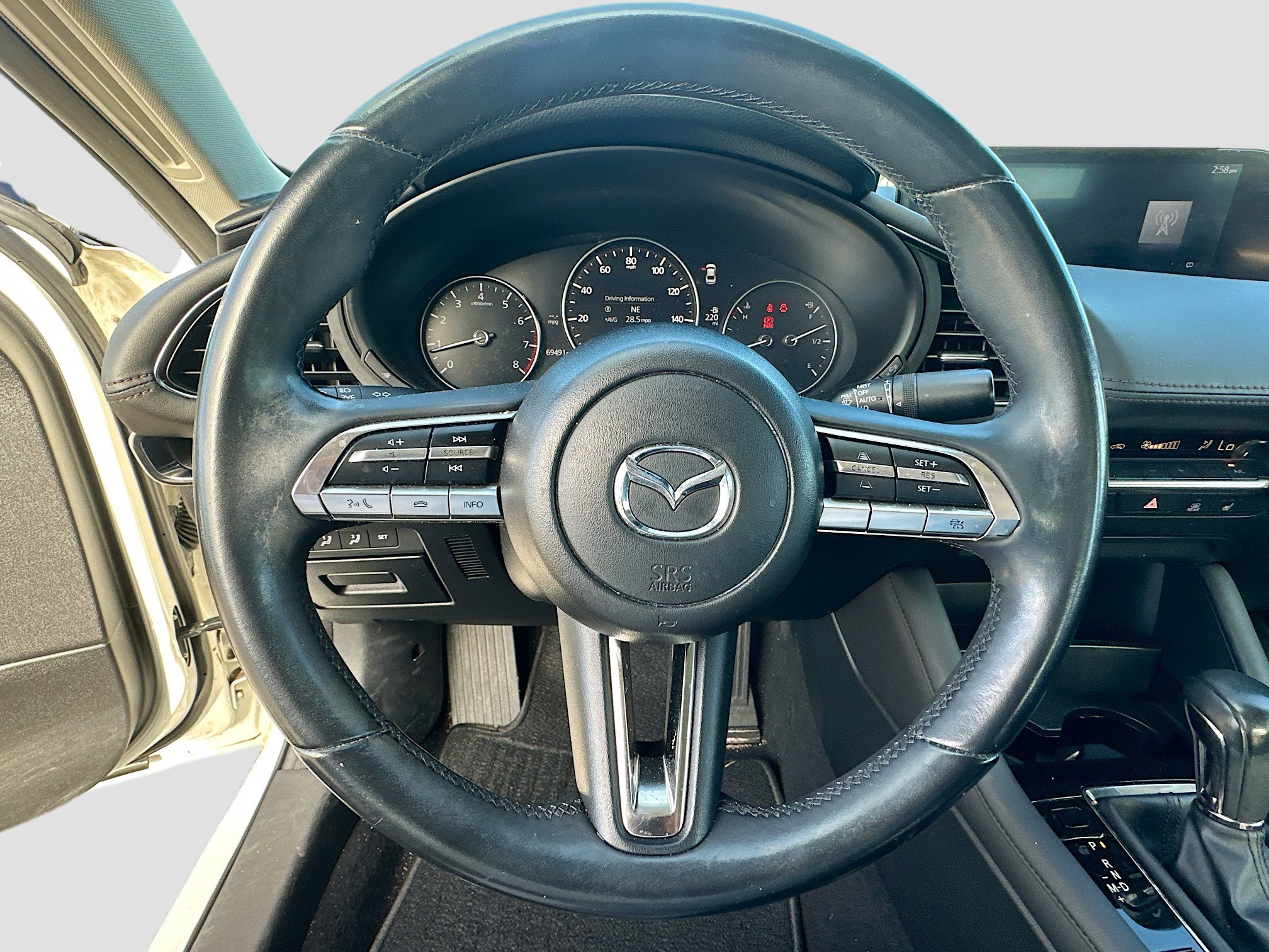 Used 2019 MAZDA MAZDA3 Sedan w/ Preferred Package image 11