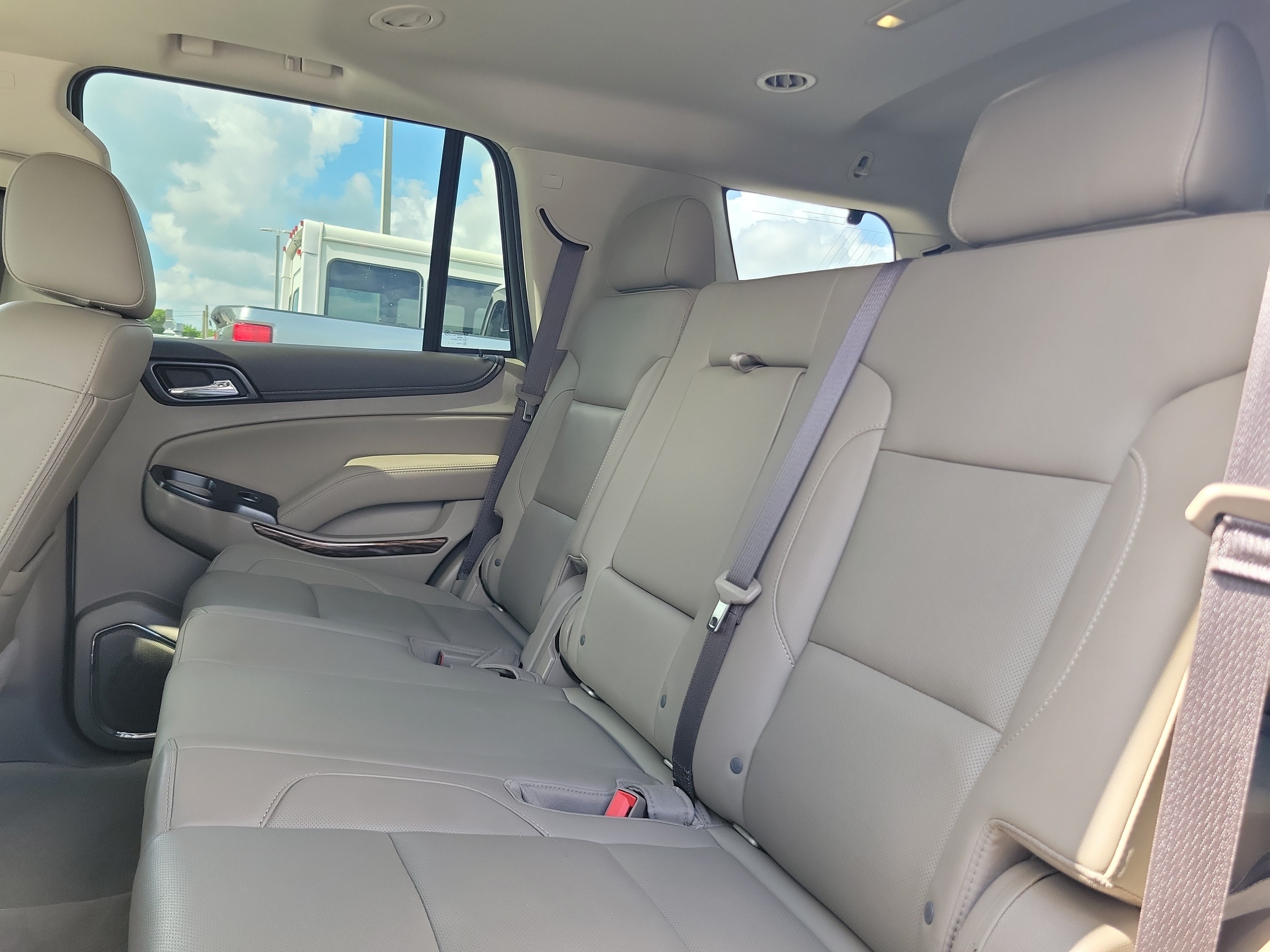 Used 2019 GMC Yukon SLT w/ Open Road Package RWD image 13