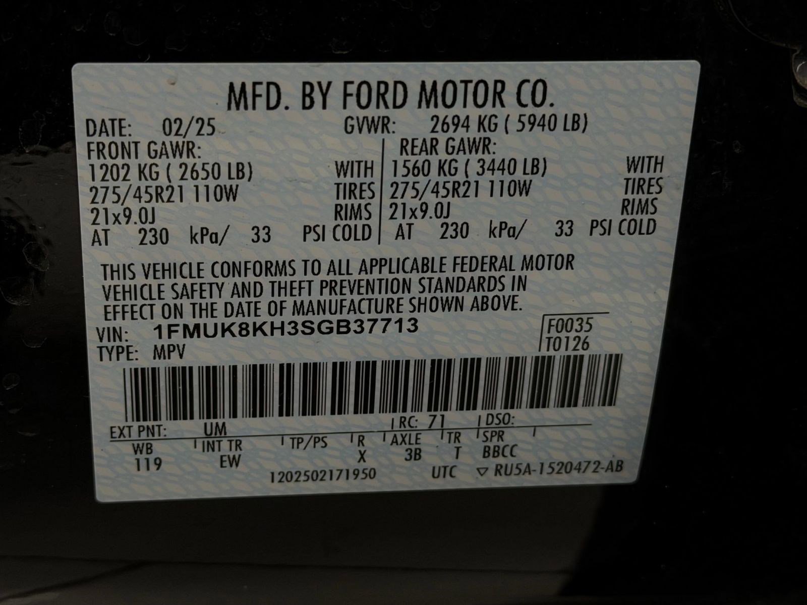 Used 2025 Ford Explorer ST-Line w/ ST-Line Street Pack image 18