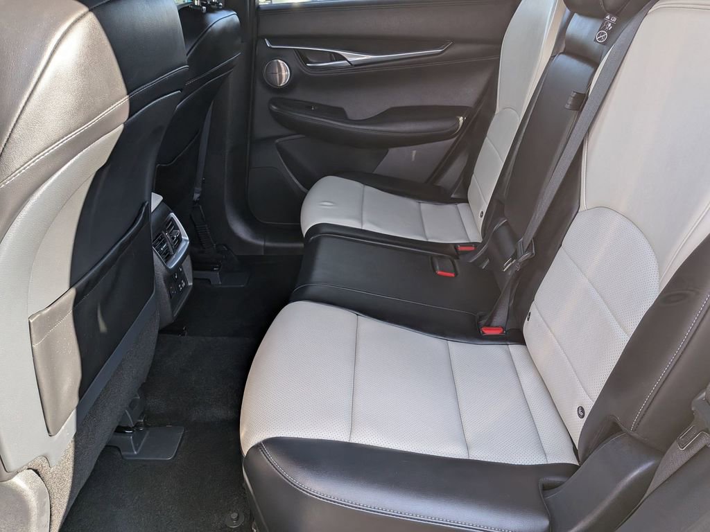 Used 2025 INFINITI QX55 Sensory w/ Lighting Package image 18