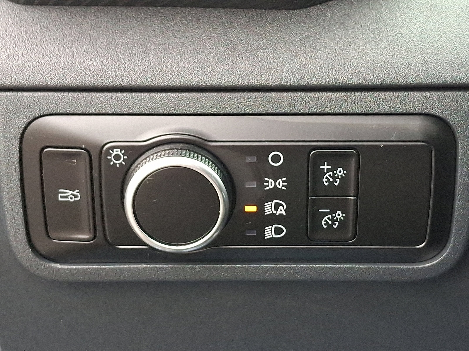 Used 2024 Ford Mustang Coupe image 25