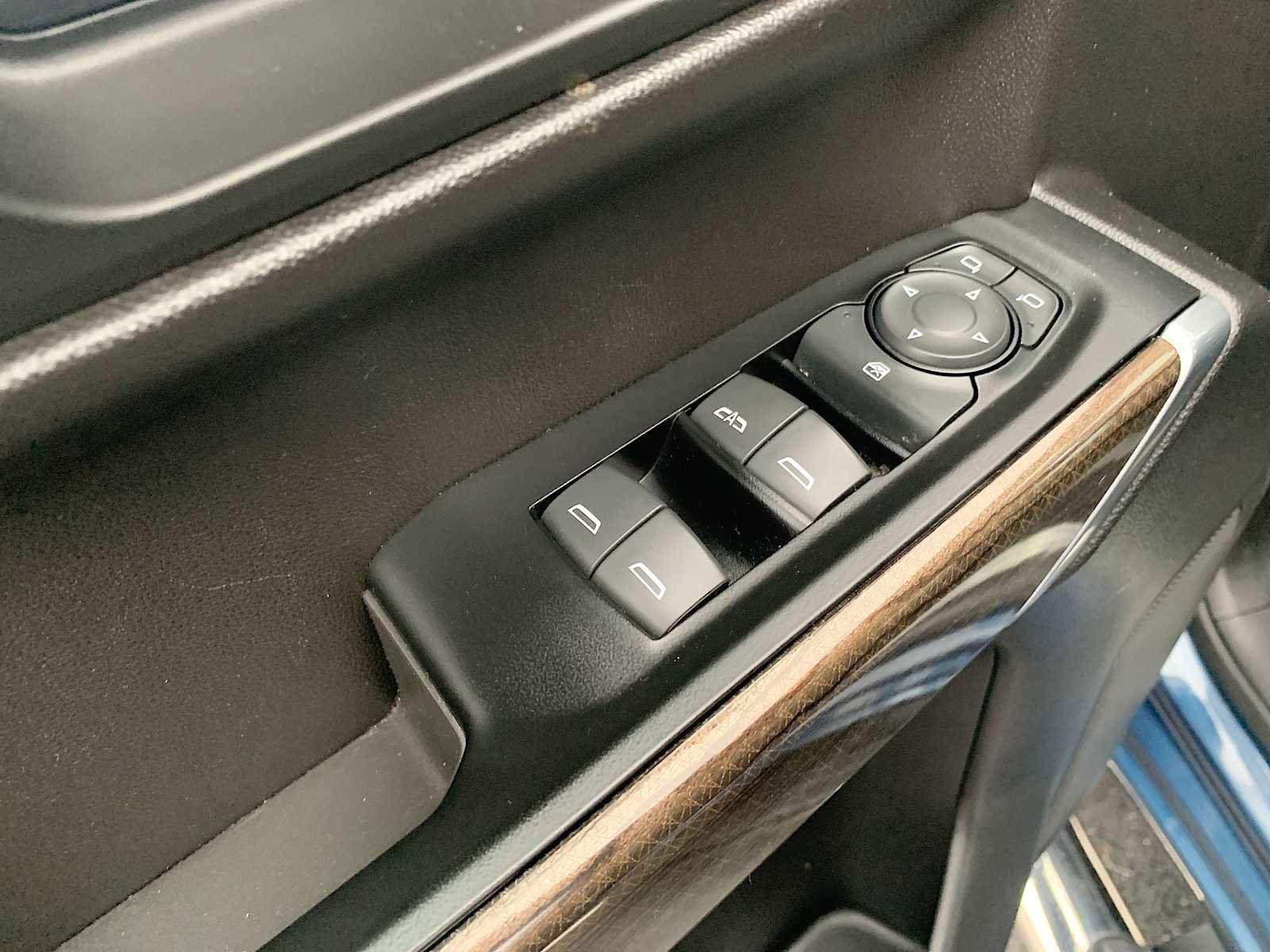 Certified 2019 Chevrolet Silverado 1500 LT w/ All-Star Edition image 22