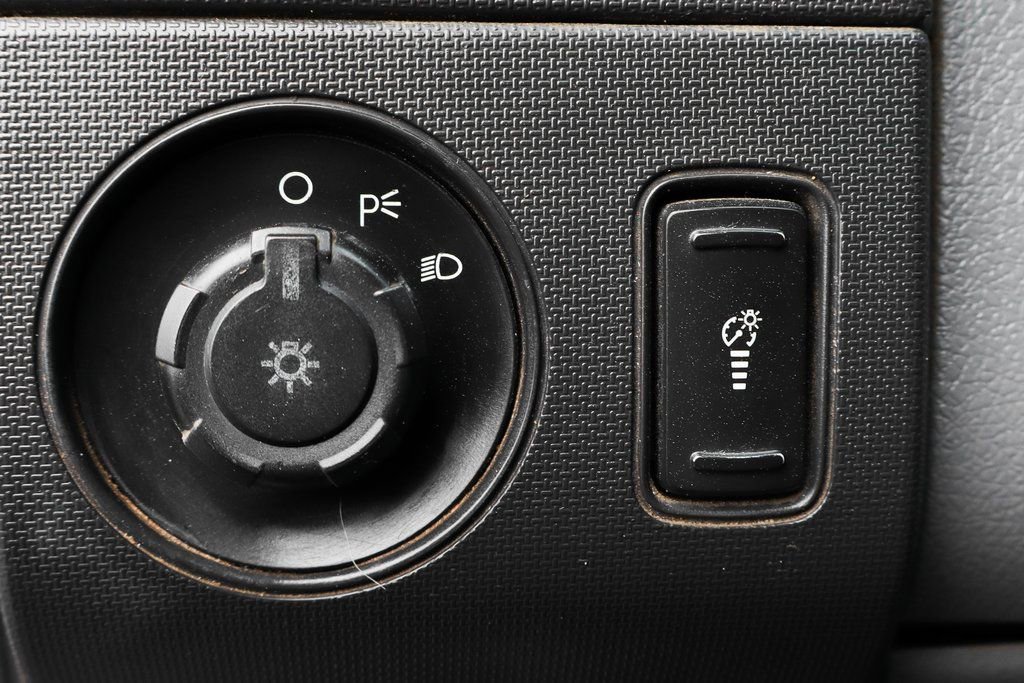 Used 2011 Ford F550 4x4 Crew Cab Super Duty w/ Payload Upgrade Pkg image 17