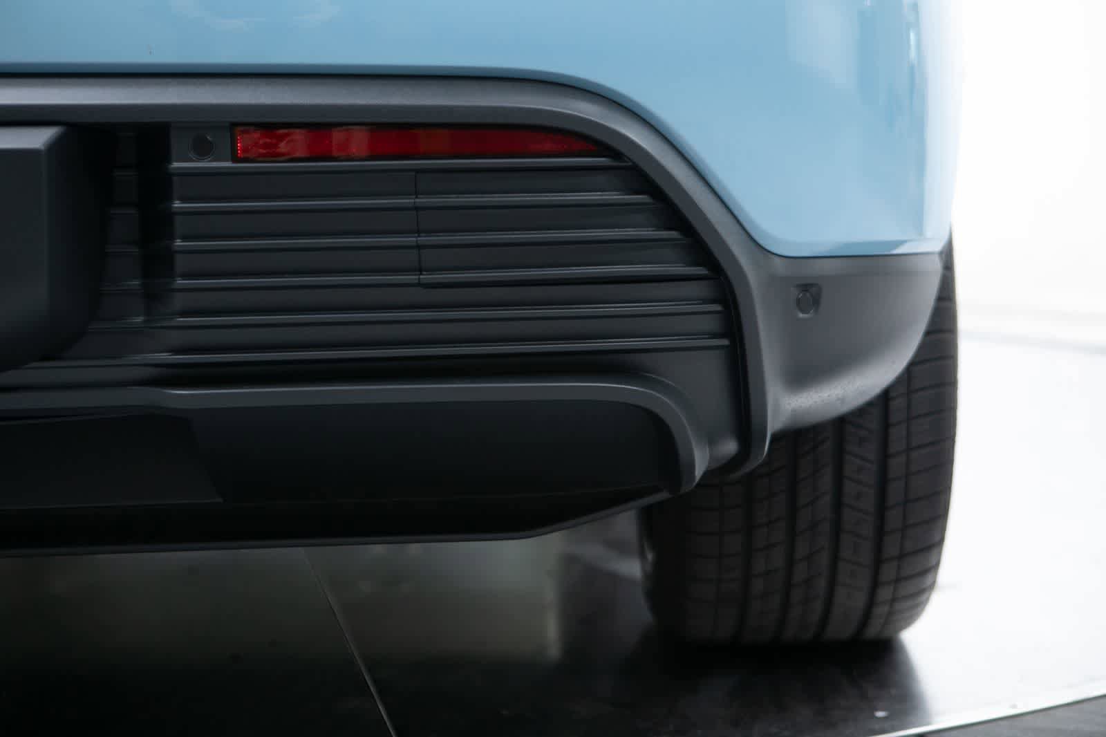 New 2026 Porsche Macan Electric RWD image 20