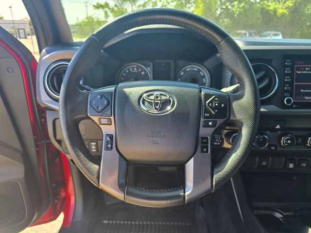 Used 2020 Toyota Tacoma TRD Sport AWD/4WD image 23