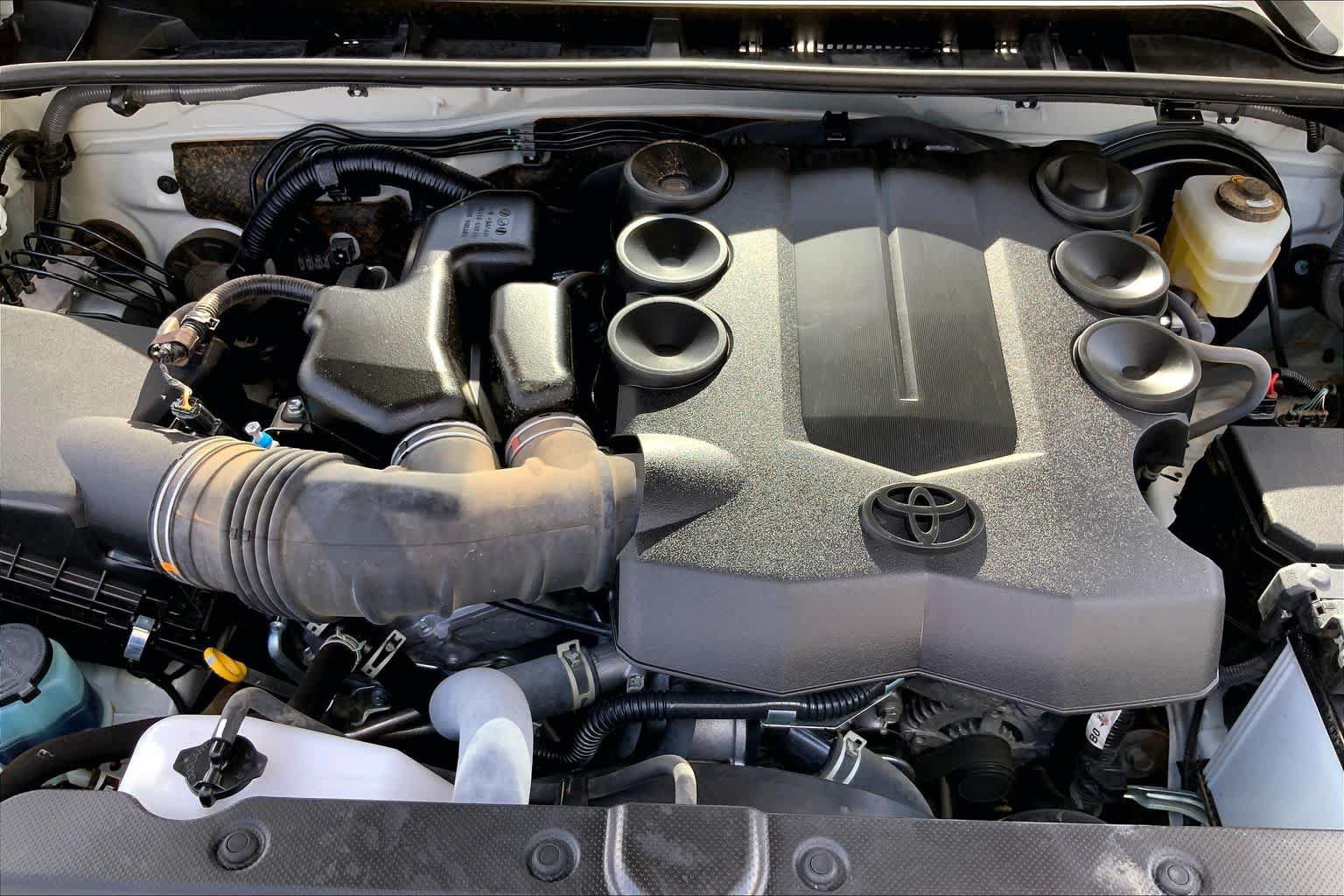 Used 2023 Toyota 4Runner SR5 RWD image 33