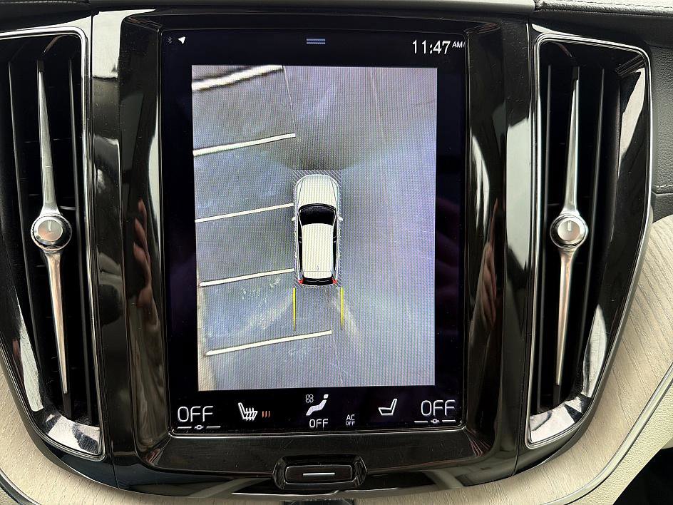 Used 2021 Volvo XC60 T6 Inscription image 15