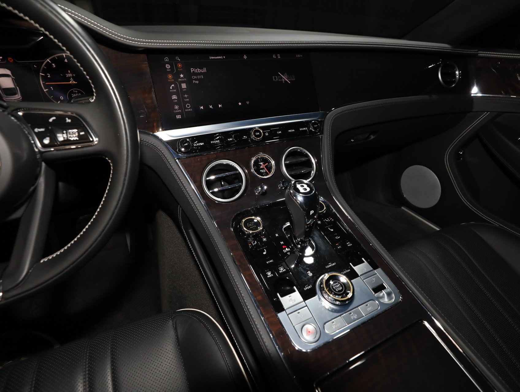 Used 2024 Bentley Continental GT Mulliner AWD/4WD image 52