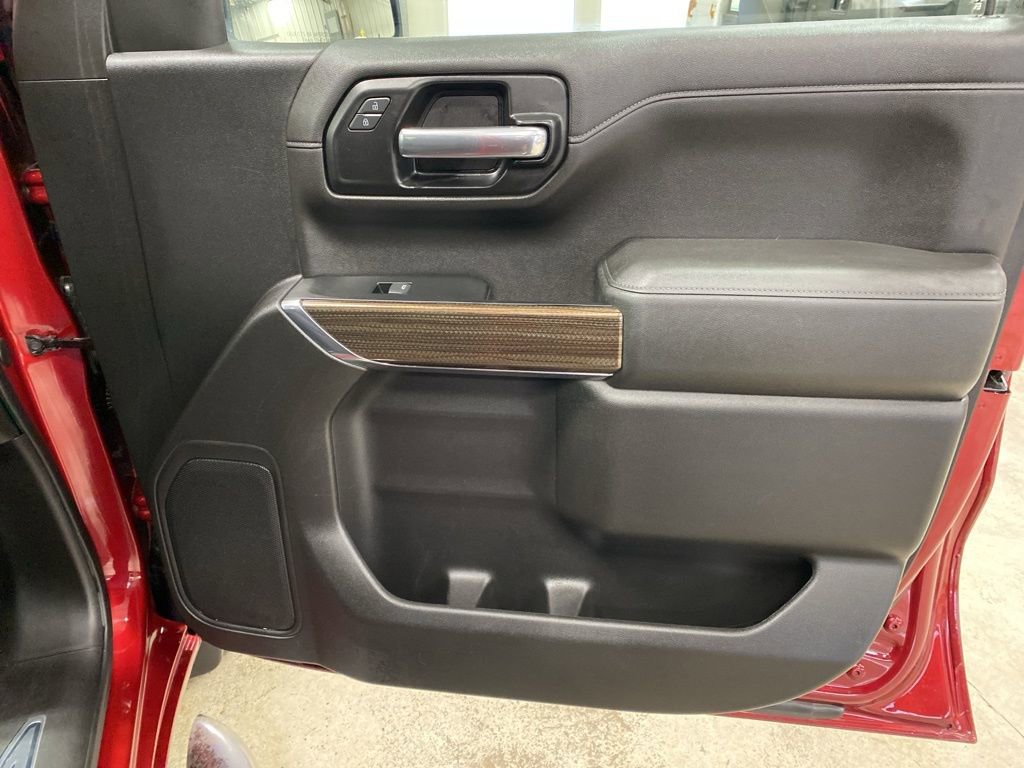 Used 2019 Chevrolet Silverado 1500 RST image 16