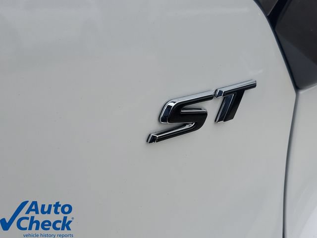 Used 2024 Buick Encore GX Sport Touring w/ Advanced Technology Package FWD image 9