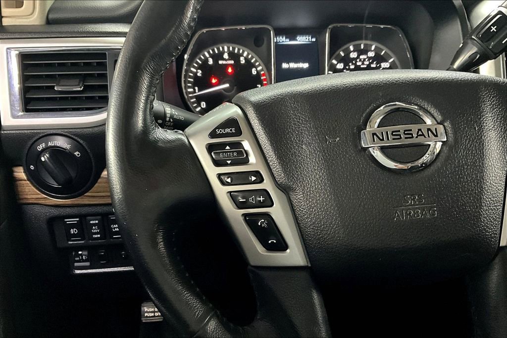 Used 2016 Nissan Titan PRO-4X AWD/4WD image 8