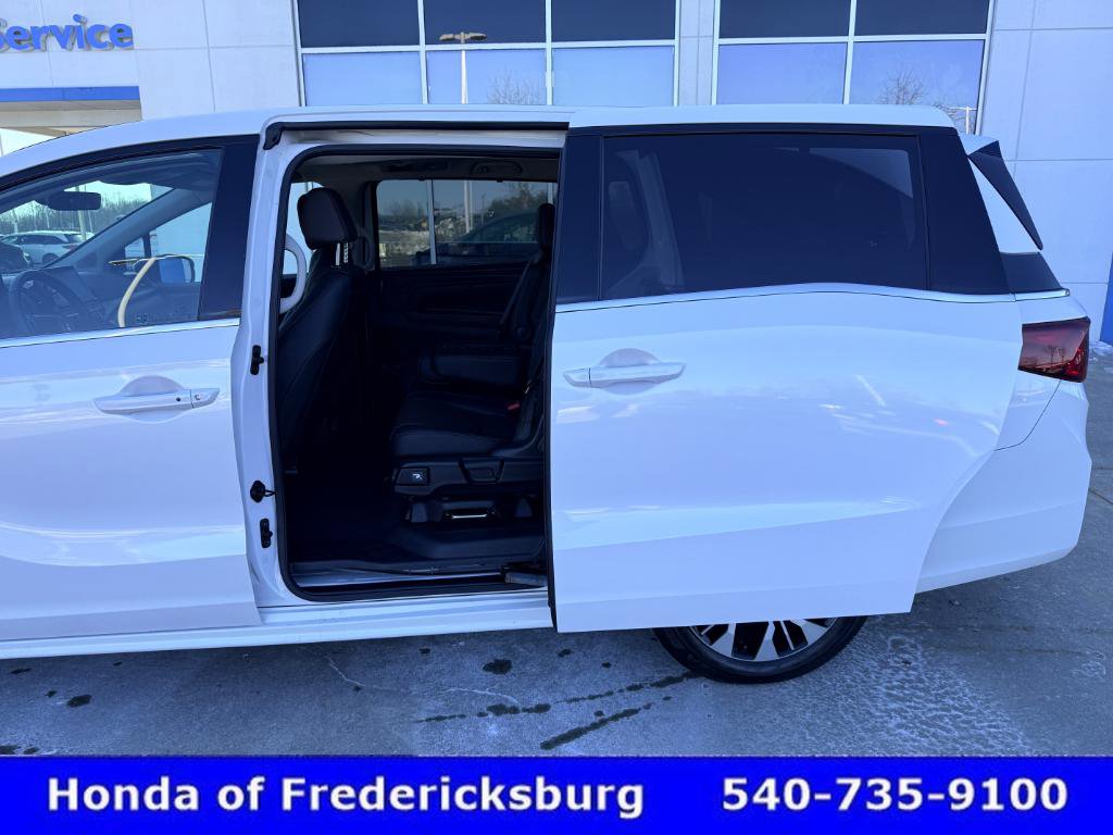 Certified 2025 Honda Odyssey Elite image 16