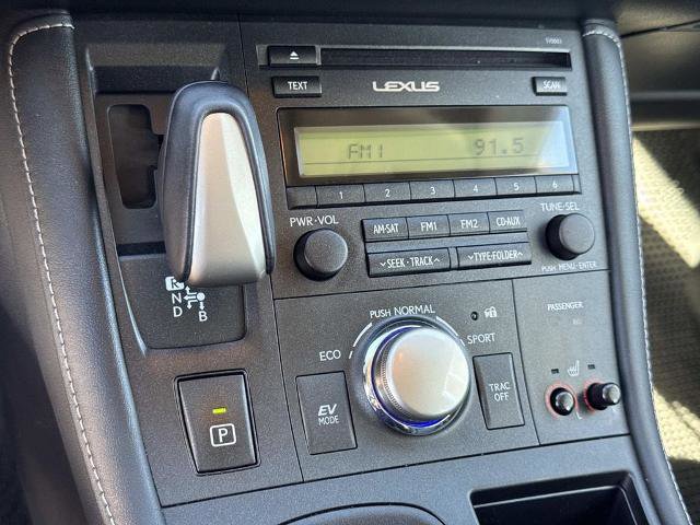 Used 2017 Lexus CT 200h image 14