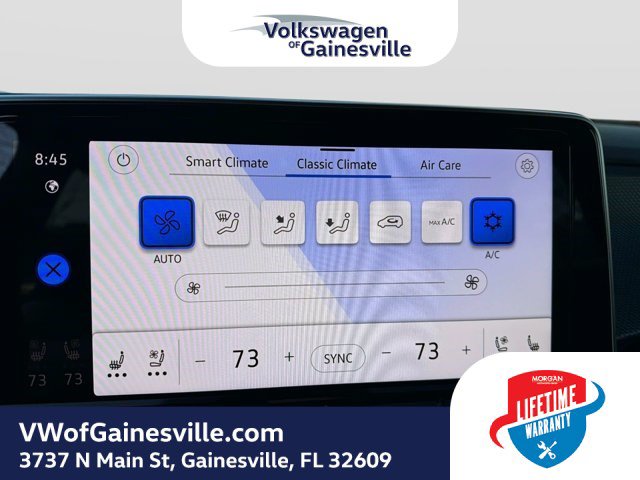 Certified 2024 Volkswagen Atlas Cross Sport SEL R-Line AWD/4WD image 22