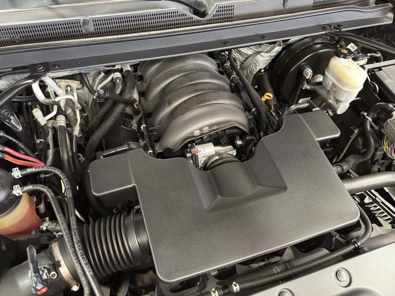 Used 2018 GMC Yukon SLT image 10